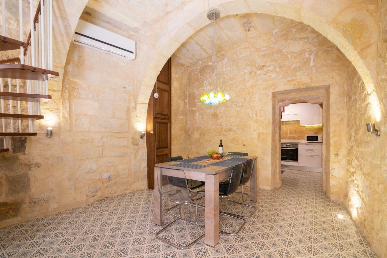 הוילה בירגו 16 Lettings - Charming Character House מראה חיצוני תמונה